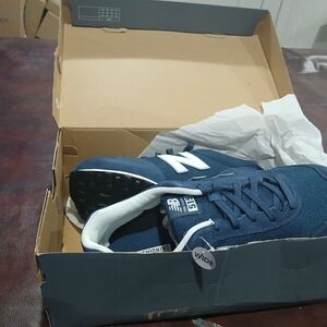 New Balance Men's Navy Athletic Shoes